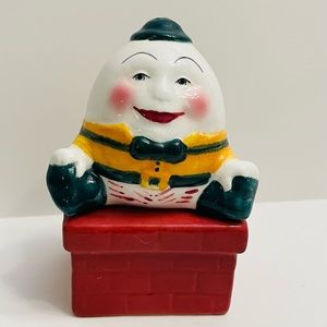 Salt and Pepper Shakers